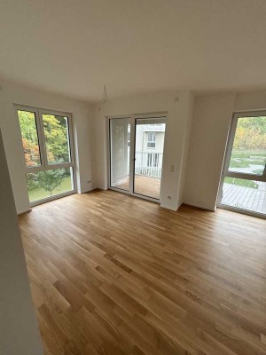 Erstbezug: Hochwertige 3-ZKB-Wohnung mit Einbauküche und Balkon