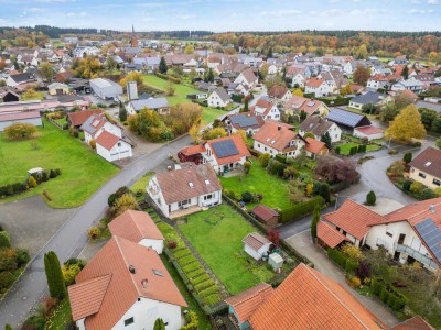 Großzügiges Einfamilienhaus zum Renovieren mit zus. Bauplatz in ruhiger Lage in  Gde Schemmerhofen