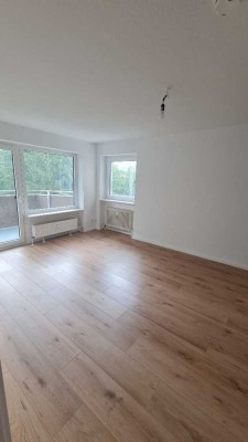 Schöne 3 Zimmer Wohnung mit Blick ins Grüne