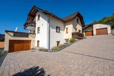 Sehr gepflegtes, großzügiges Zweifamilienwohnhaus in ruhiger Ortsrandlage der Gemeinde Üdersdorf