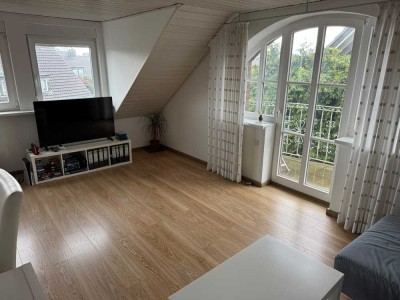 DG Appartement mit Balkon in St. Hubert