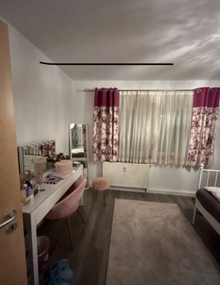 Helle 3,5-Zimmer-Wohnung in Kleinwallstadt