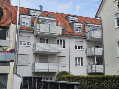 3,5-Zimmer-Wohnung mit Südbalkon & Tiefgaragenstellplatz in zentraler Lage von Weingarten