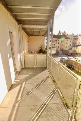 gemütliche 3-Raum-Whg. mit großem Südbalkon