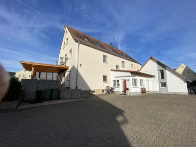 Kernsaniertes Mehrfamilienhaus mit 6 Wohneinheiten, provisionsfrei !
