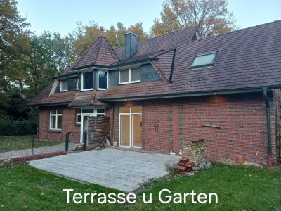 Helle, barrierefreie Wohnung in Sandhatten mit Garten u. Kaminanschluss