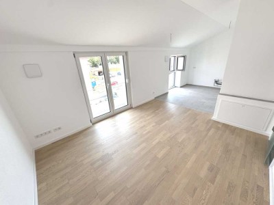 Neubau! Die letzte verfügbare 2-Zimmer-Dachgeschoss-Wohnung! Kirchheim b. München!
