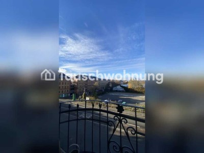 Tauschwohnung: Helle und großzügige Wohnung am Park