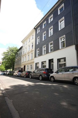 * Lichtdurchflutetes Apartment im Ölbergviertel *