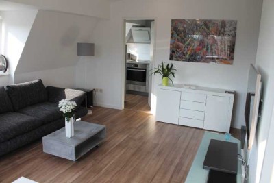 Vollmöblierte Wohnung mit hochwertiger Einbauküche und Top Anbindung nach Düsseldorf