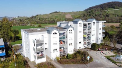 Sanierte 4-Zimmer-Wohnung mit Balkon
