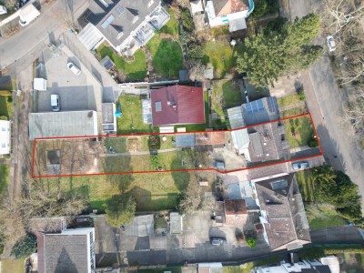 FAST 1000 M² � Real geteilte Grundstücke mit Bestand und Entwicklungspotential in Großauheim!