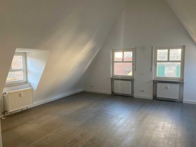 helle Maisonette Wohnung im Herzen von Altdorf - sanierter Altbau