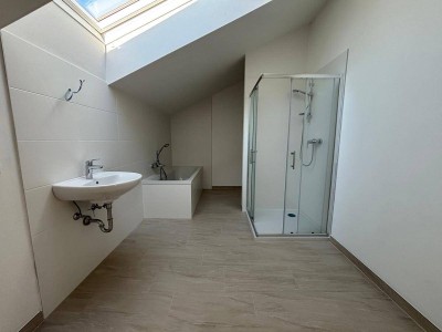 4-Zimmer-Wohnung mit großer Terrasse!