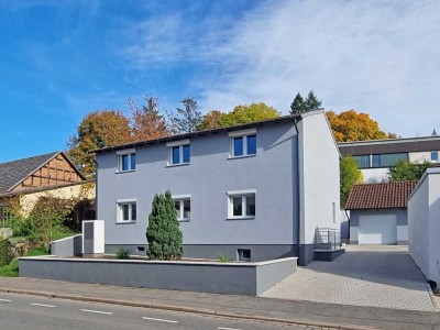 Hochwertiges Zweifamilienhaus zum Erstbezug - nur 3.750€/m²