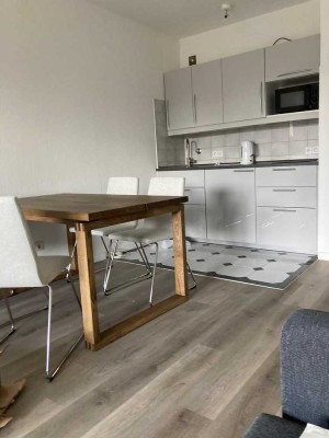 Frisch renovierte, möblierte Wohnung in Niederkassel