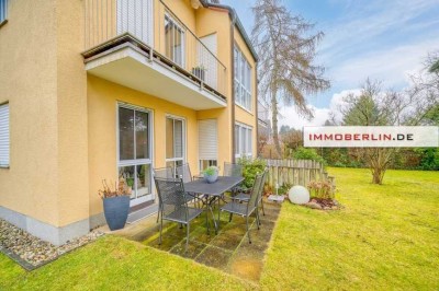 IMMOBERLIN.DE - Jung gebliebene Wohnung mit Südwestterrassen, Garten, geräumigem Garagenplatz