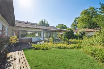 Charmanter Bungalow mit sonnigem Grundstück in toller Lage von Alterlangen