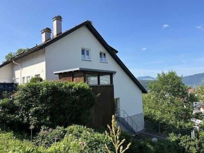 5,5-Zimmer in Reihenhausform mit toller Aussicht -aufgeteilt nach WEG-