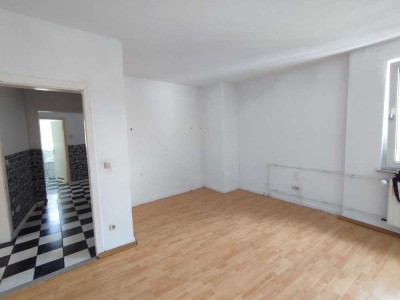 3 Zimmer Wohnung im 3. OG mit 2 Bädern