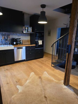Geschmackvoll 2- Zimmerdachgewchosswohnung