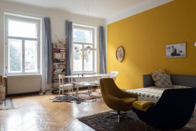**Charmante Altbauwohnung in Graz, St. Leonhard – 109 m², Balkon mit Blick zur Herz-Jesu-Kirche**