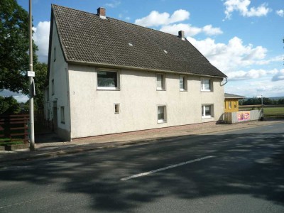 Großes Haus mit 9 Zimmern in Hüddessum VB 175.000