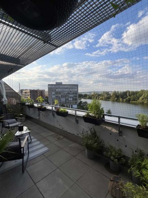 Singel Penthouse zur Zwischenmiete – Hafeninsel Offenbach (Mainblick, Dachterrasse, TG-Stellplatz)