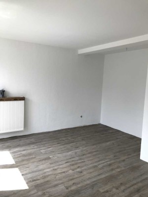 *Singlewohnung für ab sofort*