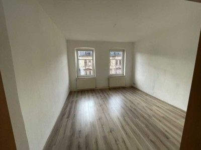 zentrumsnahe, sanierte 2-RW mit EBK