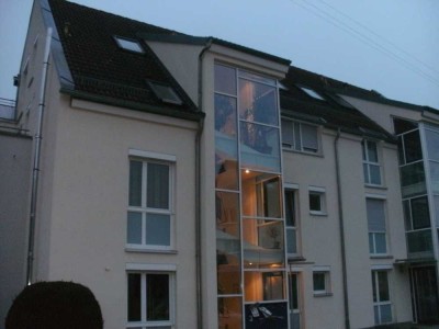 2 1/2-Zimmerwohnung im 6-Fam.-Haus, 1. OG