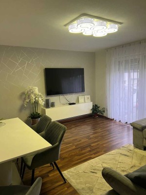 Moderne 3,5-Zimmer Wohnung mit Balkon im 2. OG in Backnang