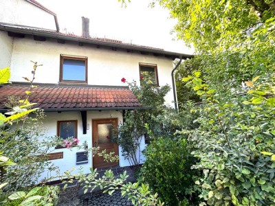"GROSSZÜGIGES FAMILIENNEST - ZENTRAL GELEGEN"