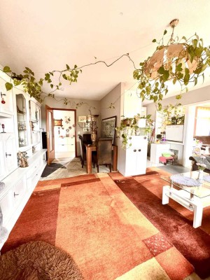 Helle 2-Zimmer-Wohnung mit Wintergarten und sonniger Dachterrasse in Weinheim-Lützelsachsen