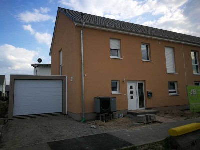 4-Zimmer-Doppelhaushälfte in Heppenheimer Nordstadt 2