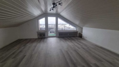 Gemütliche Dachgeschosswohnung in zentraler Lage von Loßburg