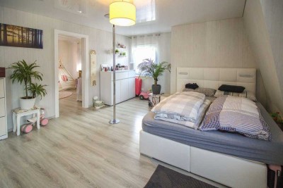 Charmante 4-Zimmer-Dachgeschosswohnung mit Balkon in ruhiger Lage von Bad Wildbad