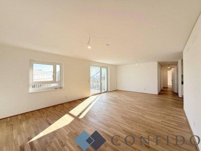 Sonnige DG - Wohnung mit Balkon und Terrasse in zentraler Lage von Wr. Neustadt!