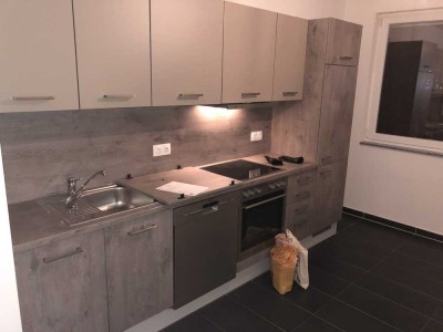 Schicke 2-Zimmer Wohnung mit Balkon im 2. OG in Berlin-Lichtenberg