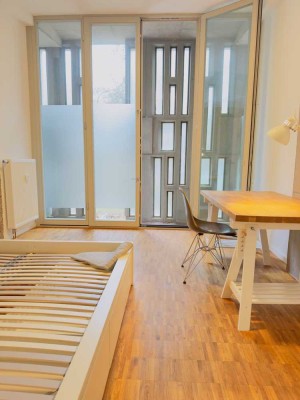 Linden: Wohnen in umgebauter Kirche - möbliertes Appartement mit Balkon für 1-2 P.