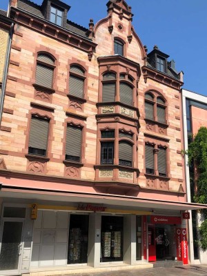 Wohnung (4 Zi, Küche, Bad) in  Jugendstil- Altbau in Fußgängerzone  Sankt Ingbert zu vermieten