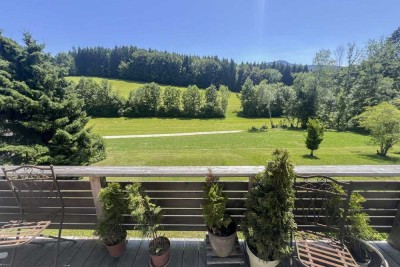 Freistehendes Ferienhaus mit spektakulärem, unverbautem Naturblick!