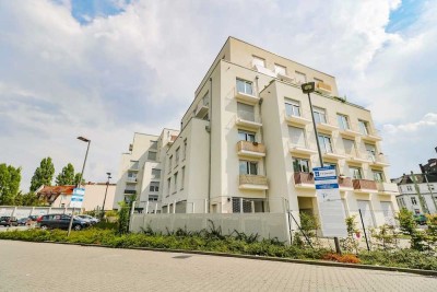 Großzügige 4-Zi.-Etagenwohnung mit zwei Balkonen und exklusivem Wohnkomfort in zentraler Lage!