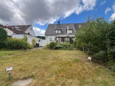 Elegantes Einfamilienhaus (DHH) mit Charme, Platz und Traumgrundstück in Kamen-Heeren