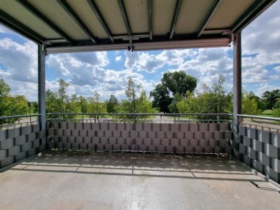 Wohnen am Südstadtpark ...
4 Zimmer- Wohnung mit großem Balkon ...