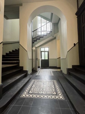 Wunderschöne Wohnung mit großem Balkon - Erstbezug nach Sanierung