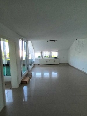 Ansprechende 2-Zimmer-Terrassenwohnung in Ravensburger Weststadt/Hochbergstrasse mit Einbauküche
