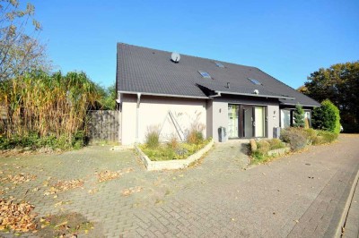 Gepflegtes Dreifamilienhaus in Varel