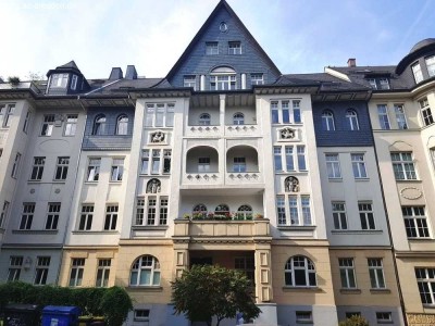 Helle 3-Raum-Wohnung mit Balkon in kernsaniertem Gründerzeithaus in Chemnitz-Kassberg