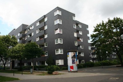 97023/230 Gut geschnittene 3-Zi-Whg. mit Balkon in Köln-Seeberg